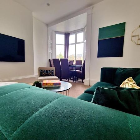 The Stray Adjacent, Interior-Designed 2-Bed Apartment- Luxury Harrogate Exterior foto